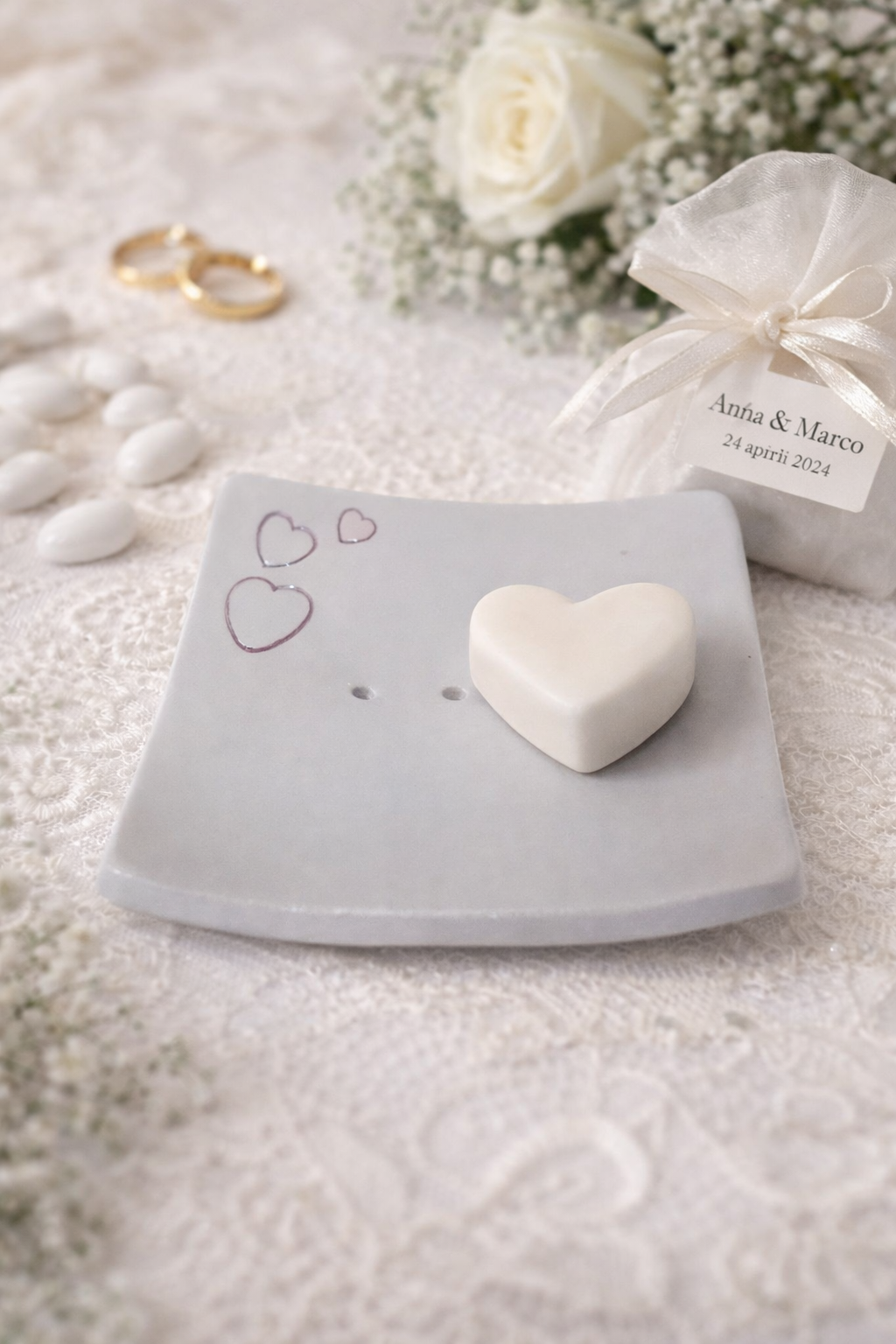 Porta Sapone in Ceramica Quadrato con Decorazione Cuori A120