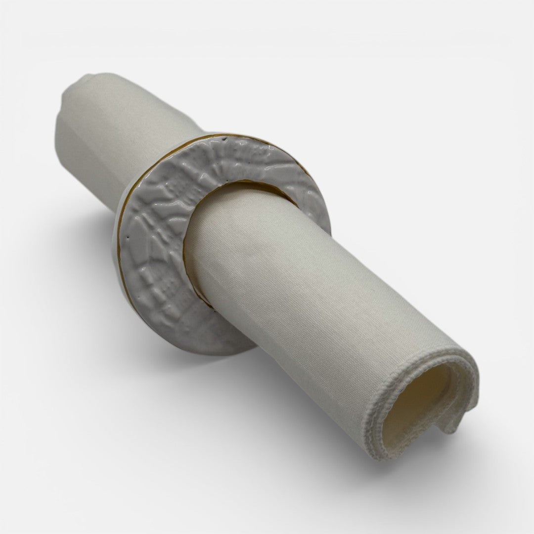 Fermatovagliolo in Ceramica Bianco e Dorato – A123
