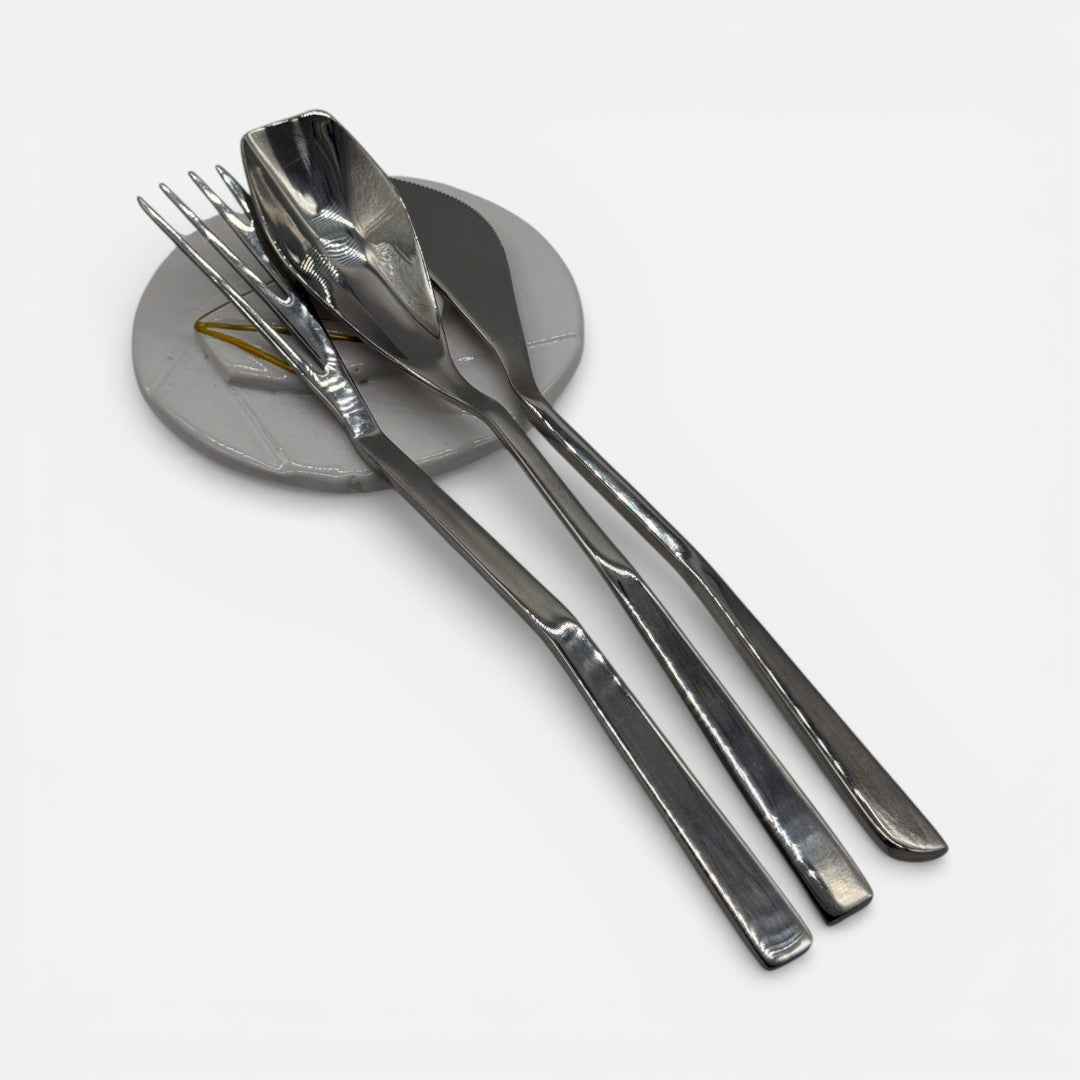 Poggiaposate in Ceramica con Cuore – A129