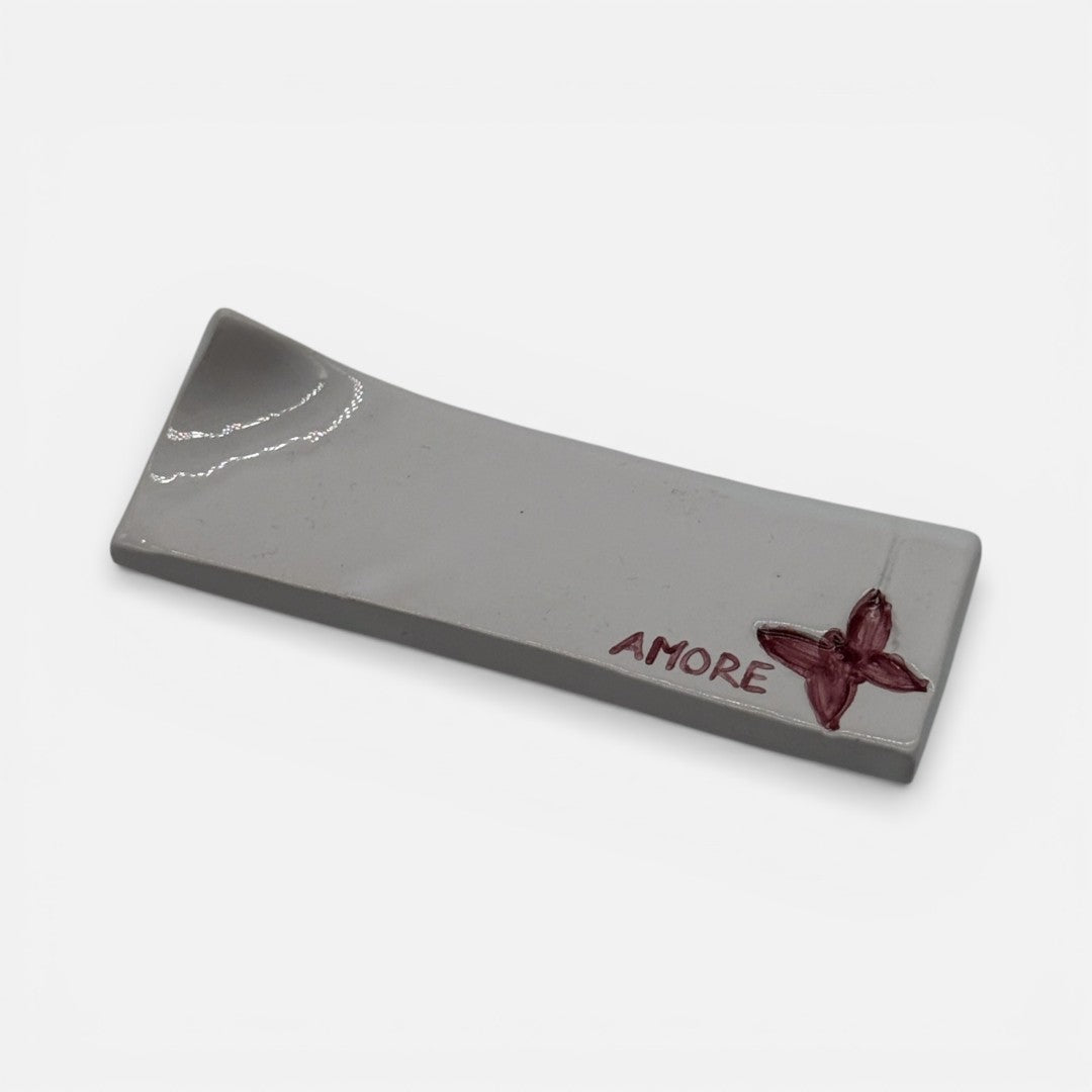 Poggiaposate in Ceramica “Amore” con Farfalla – A135