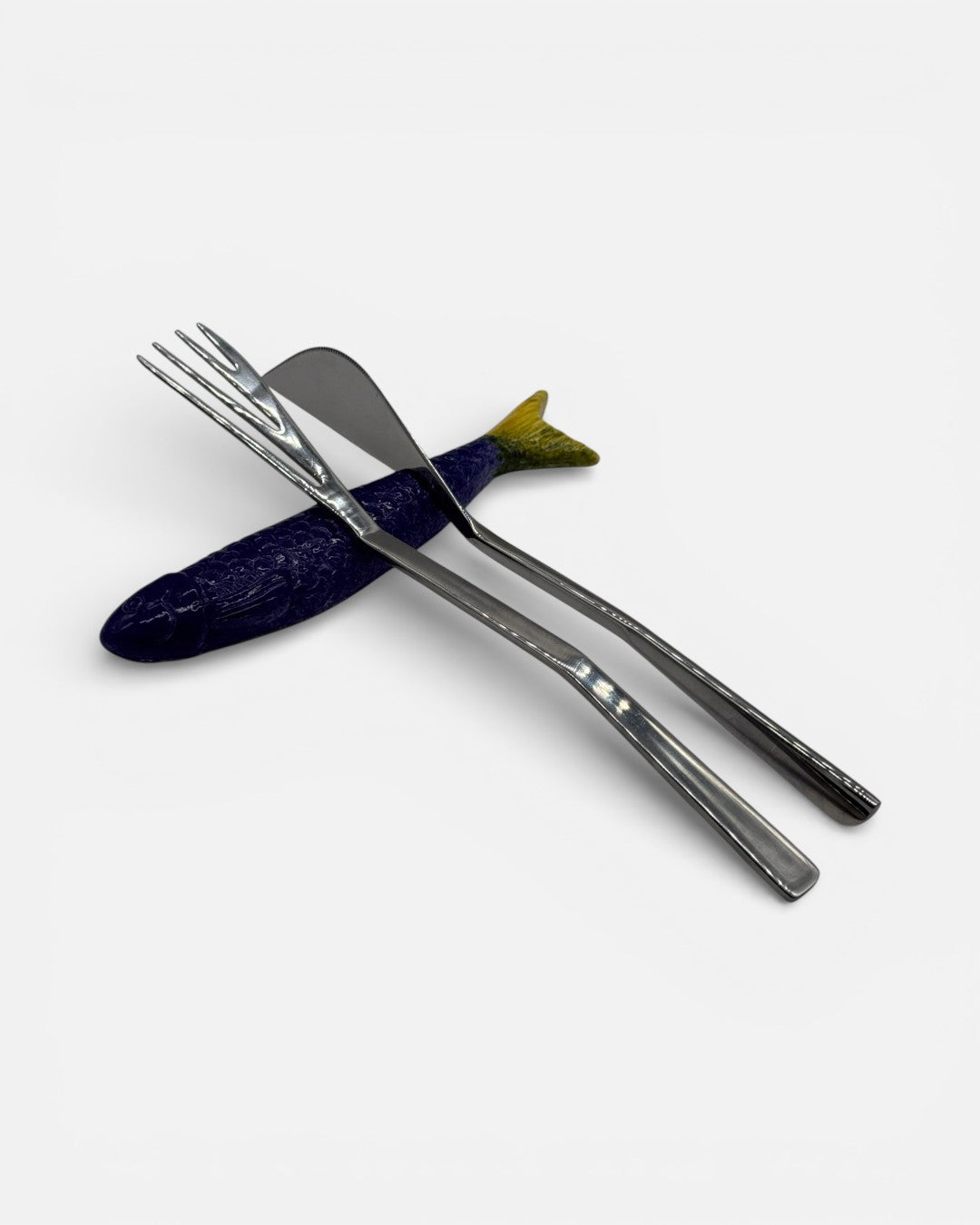 Poggiaposate a Forma di Pesce Bianco in Ceramica – Set da 6 pezzi A117