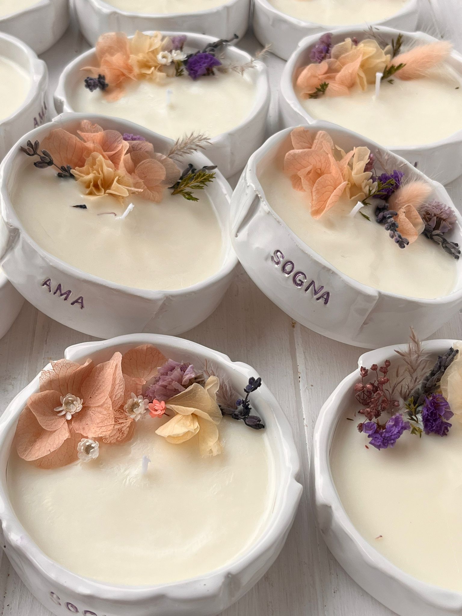 Candela Artigianale in Ceramica Personalizzata – A59