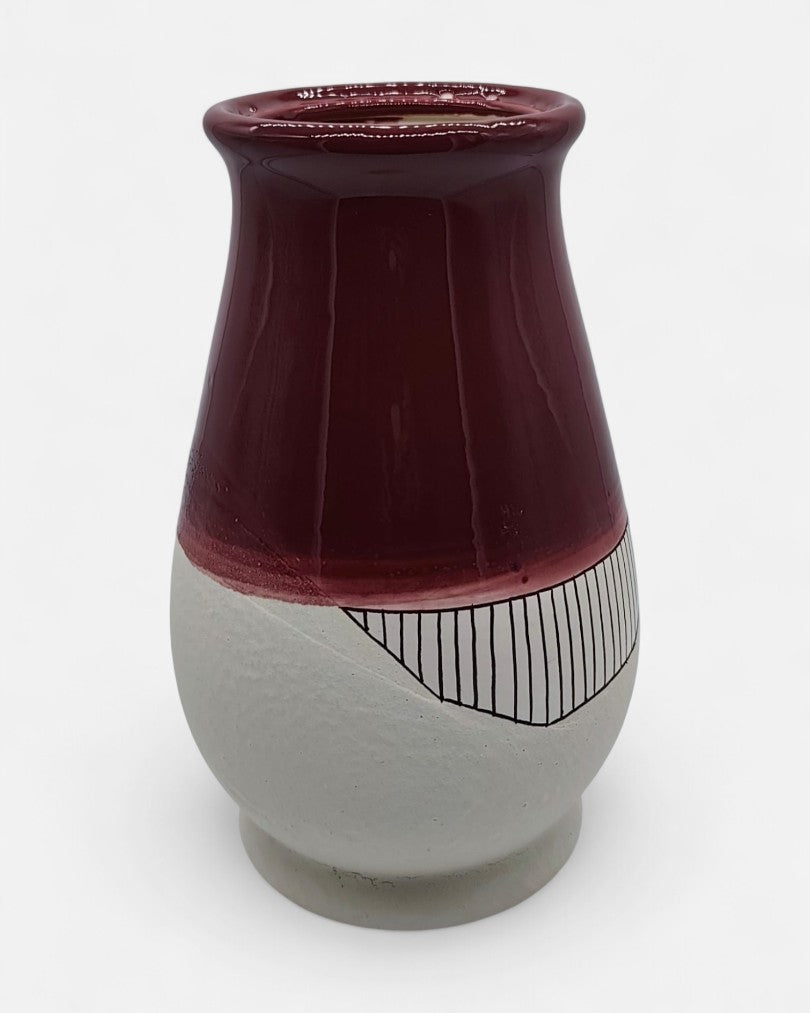 Vaso in Ceramica Artigianale Bordeaux e Bianco con Decoro a Linee - A50